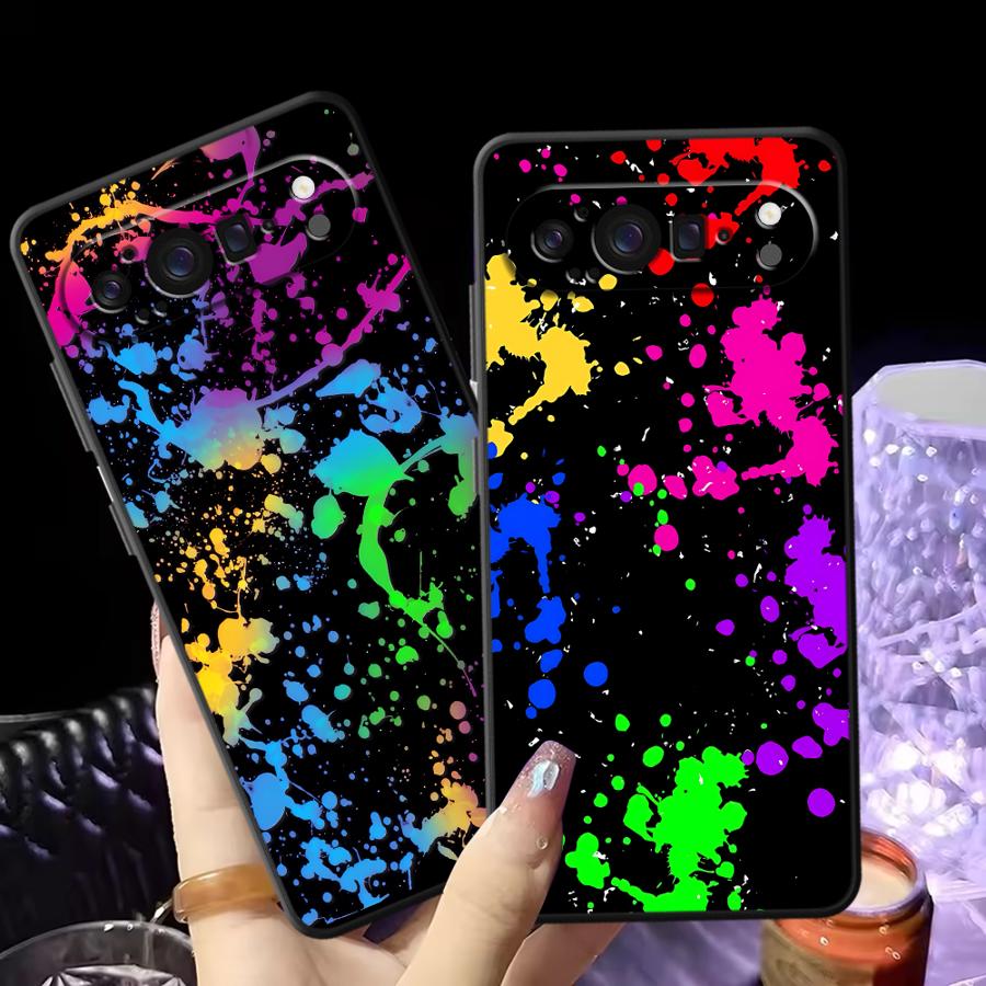 Rainbow Paint Splatters Funda  - огляд і ціна Google Pixel 9