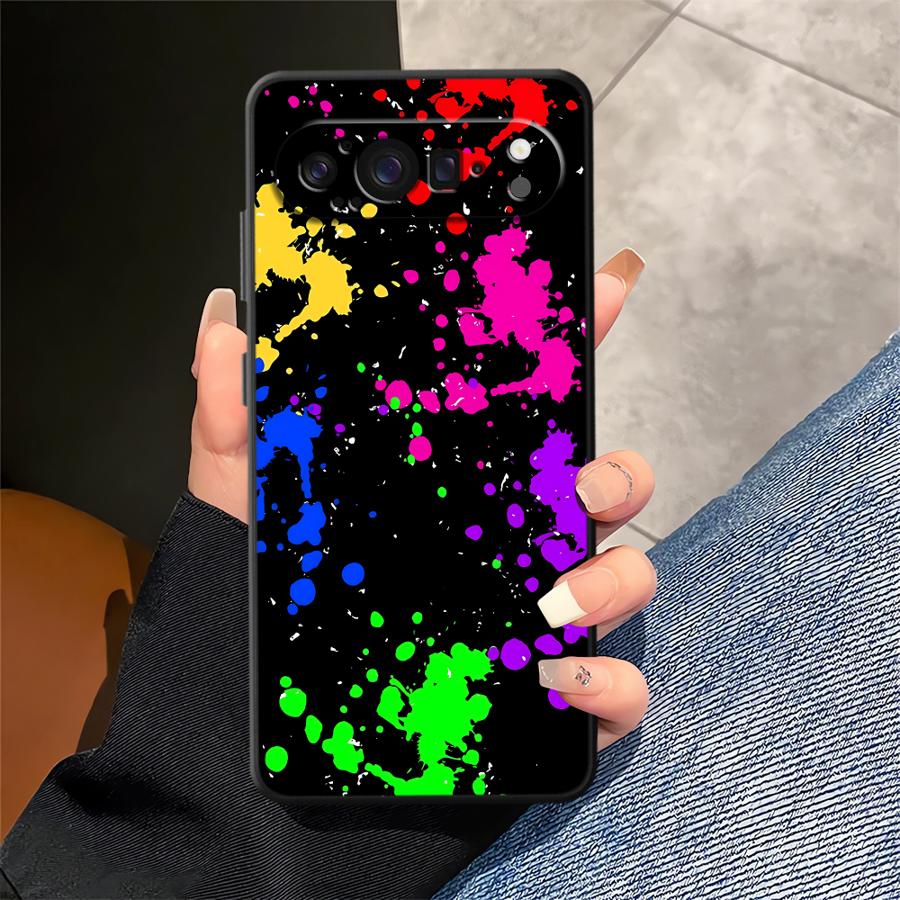 Rainbow Paint Splatters Funda  - огляд і ціна Google Pixel 9